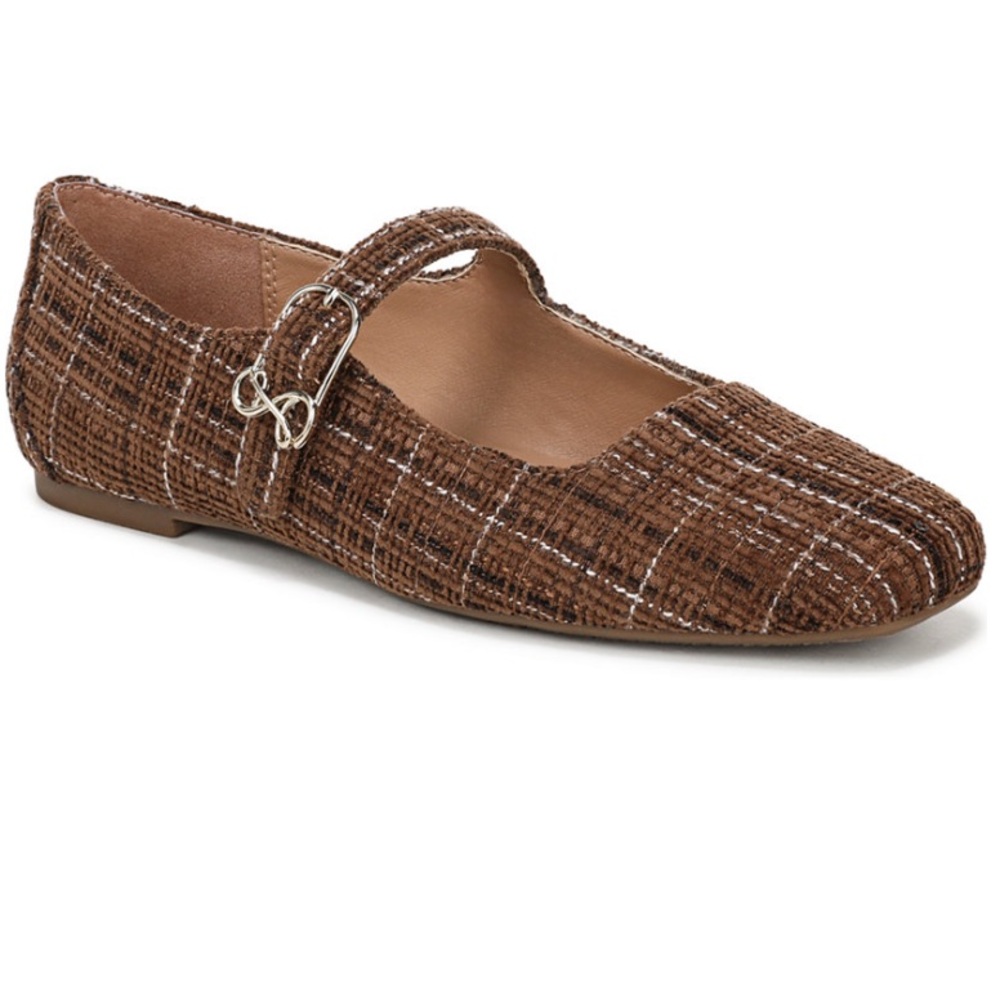 Mary Jane flats
